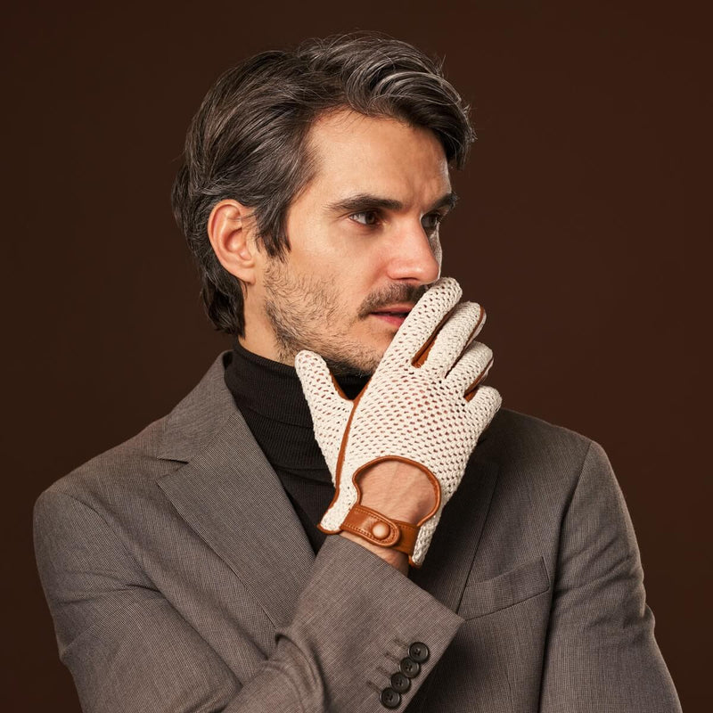 Arturo (cognac) - Hand-sewn Italian crochet driving gloves from lambskin leather