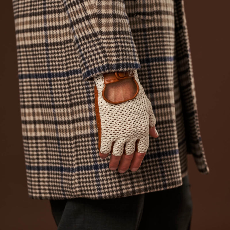 Dario (cognac) - Hand-sewn Italian crochet driving gloves from lambskin leather