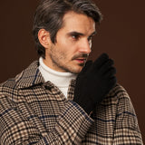 Luciano (black) - Handmade Italian knitted wool gloves with luxurious cashmere lining